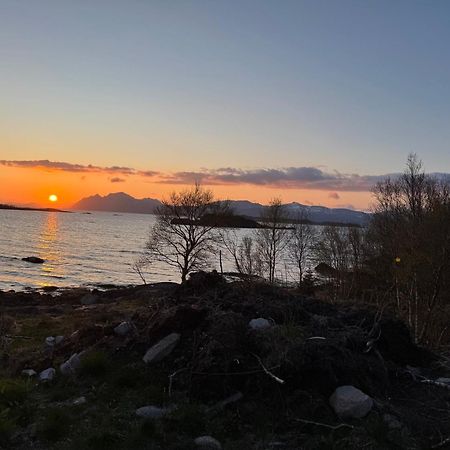 Midnattsolveien 3158,Sommarhusstrand Laukvik Lofoten Norway Екстер'єр фото