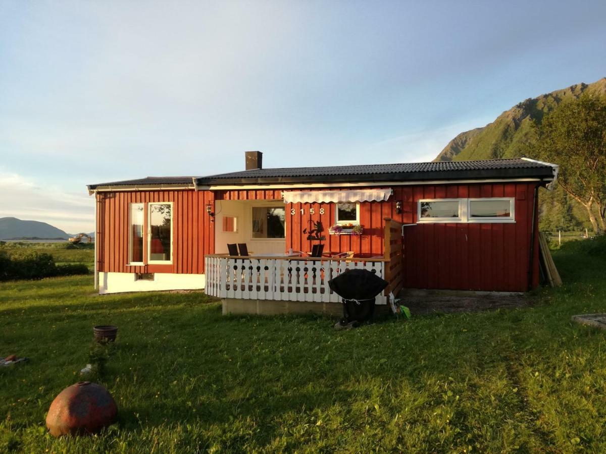 Midnattsolveien 3158,Sommarhusstrand Laukvik Lofoten Norway Екстер'єр фото