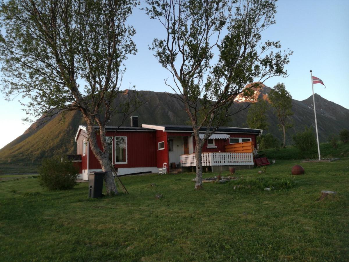 Midnattsolveien 3158,Sommarhusstrand Laukvik Lofoten Norway Екстер'єр фото