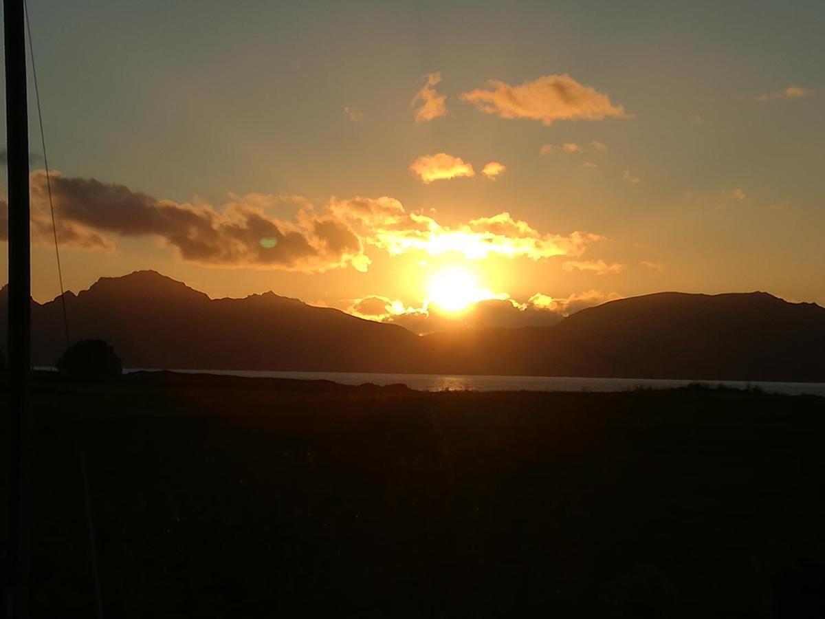 Midnattsolveien 3158,Sommarhusstrand Laukvik Lofoten Norway Екстер'єр фото